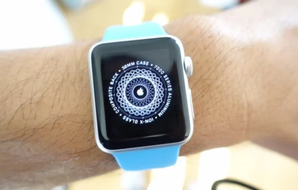 connecter apple watch iphone-infoidevice