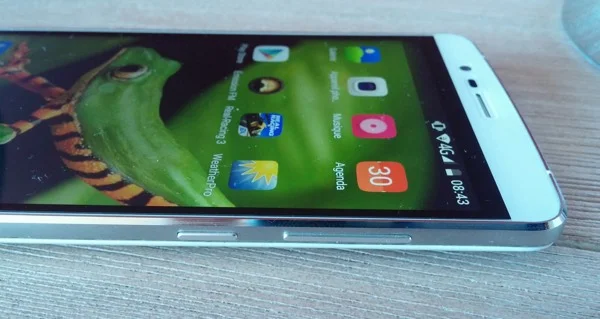 boutons volume et power elephone p8000-infoidevice