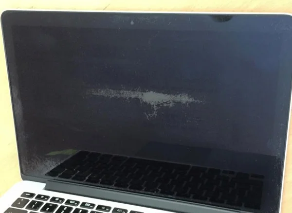 programme remplacement ecran retina macbook-infoidevice