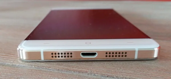 port micro usb oneplus x-infoidevice