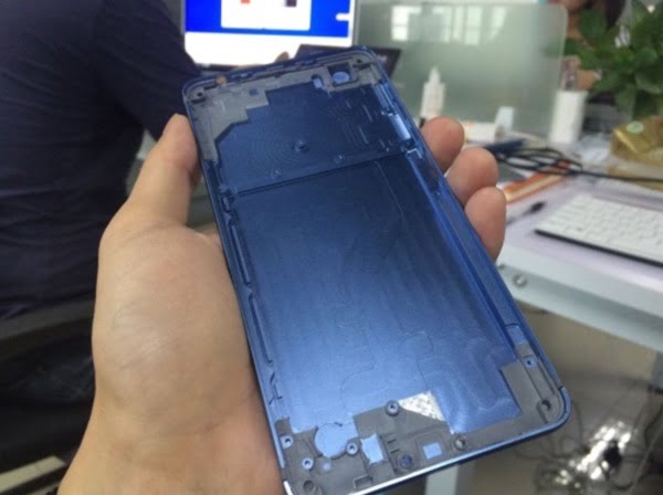 coque vernee mars bleue-infoidevice