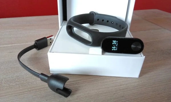 package-xiaomi-miband-2-infoidevice