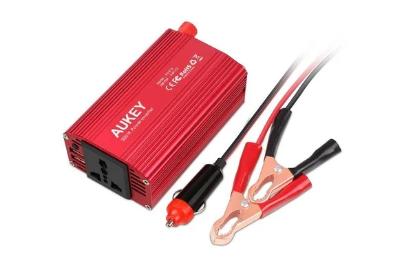 test convertisseur auto 12-230 volts aukey-infoidevice