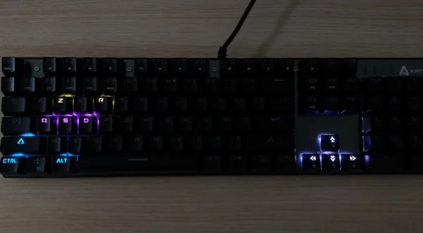 eclairage 4 clavier gamer aukey km-g3 infoidevice