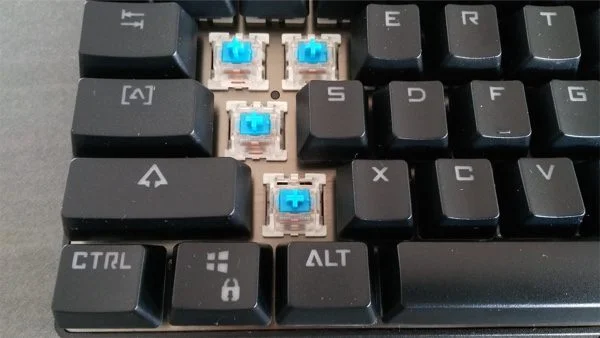 touche cherry mx blue clavier gamer aukey km-g3 infoidevice