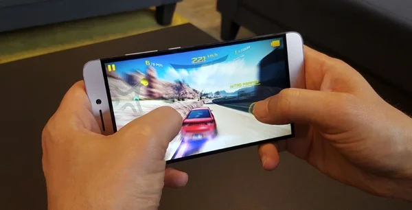 smartphone leeco le max 2 x280 pour gamer infoidevice