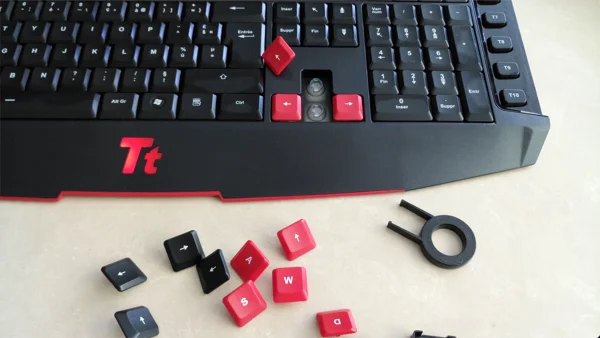touche amovible clavier ttesports challenger ultimate gamer infoidevice