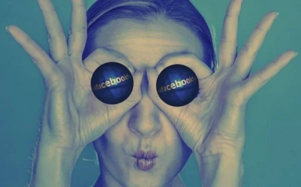 surveilance facebook spyware onavo vpn