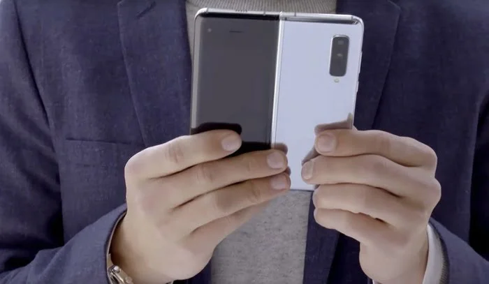 Tendance Smartphone Pliable En 2020