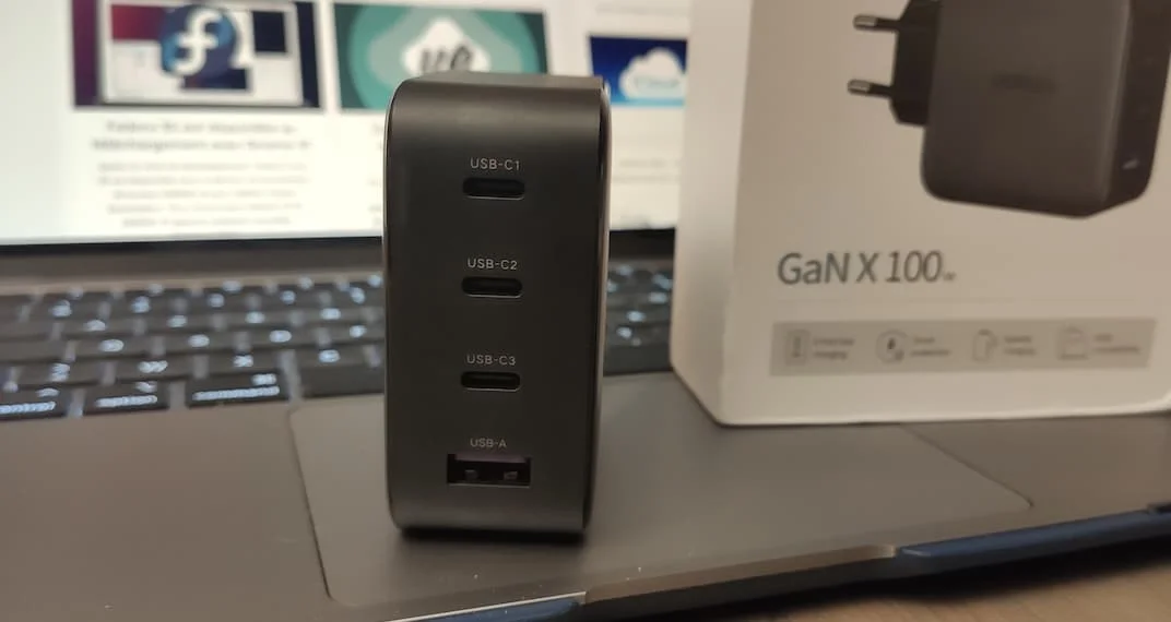 test chargeur gan x 100w ugreen