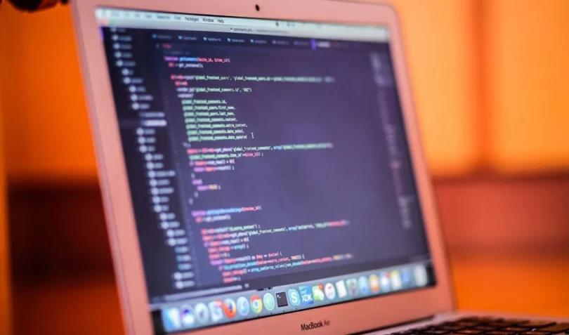 apple container linux macos
